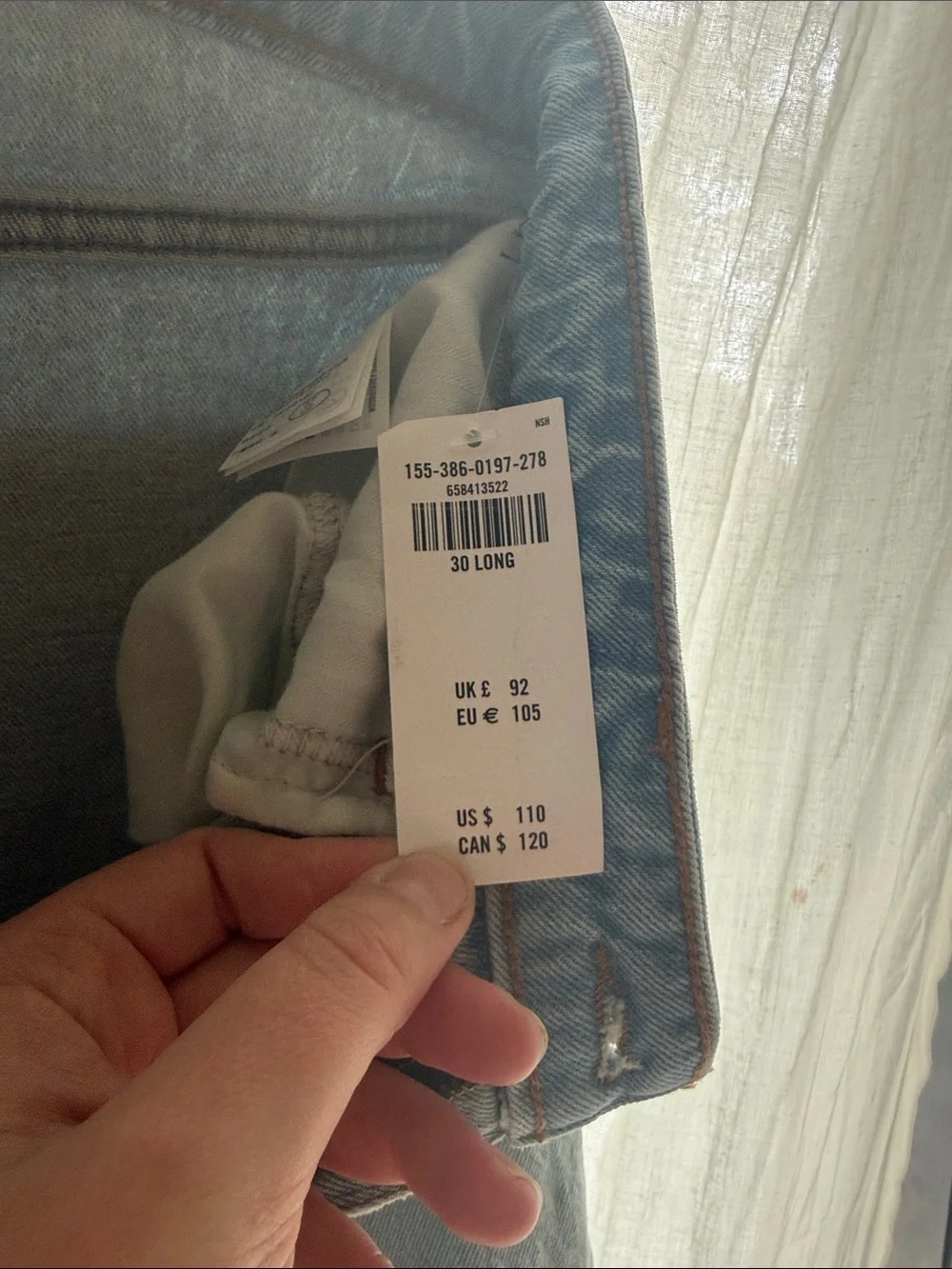 Abercrombie & Fitch new tags